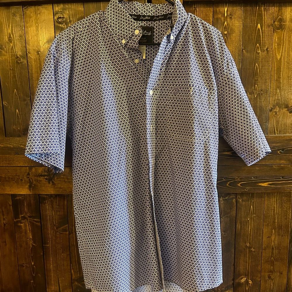 Men’s George Strait by Wrangler shirt